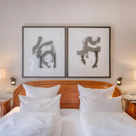 Hotel Eisenhut 4*