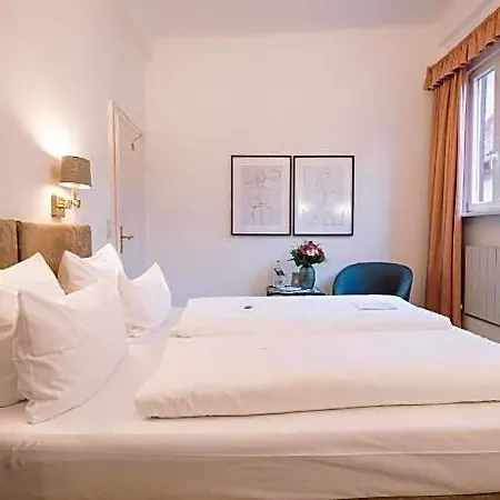 Eisenhut Hotel 4*