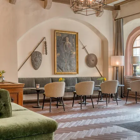Eisenhut Hotel 4*
