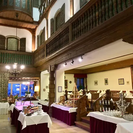 Hotel Eisenhut 4*